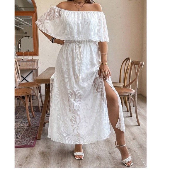 Plus Floral Print Off Shoulder Ruffle Maxi Dress - Picture 8 of 10